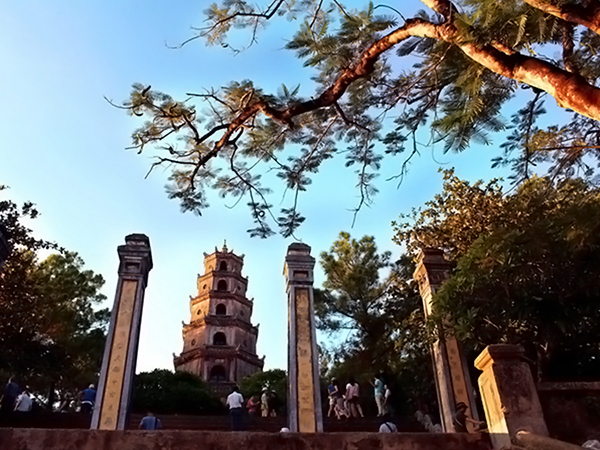 TOUR DU LỊCH ĐÀ NẴNG - BÀ NÀ - HỘI AN - HUẾ